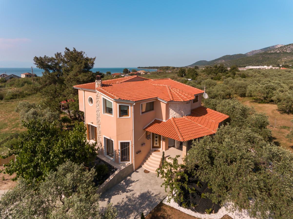 Fokas Luxury Villa Prínos Buitenkant foto